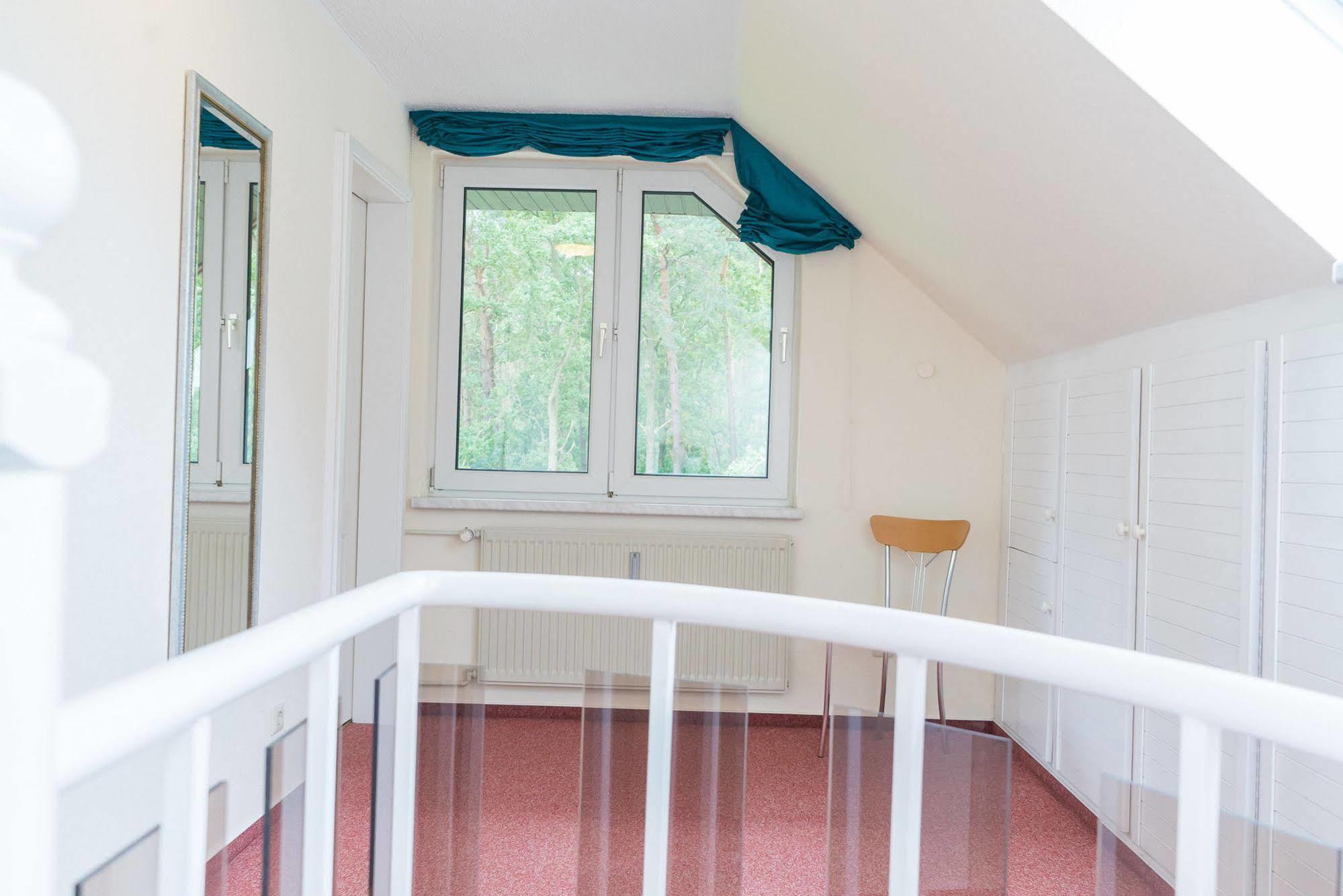 Ferienhus Baabe Fewo 01 Terrasse, Sauna- Und Schwimmbadnutzung Im Ahoi Sellin エクステリア 写真