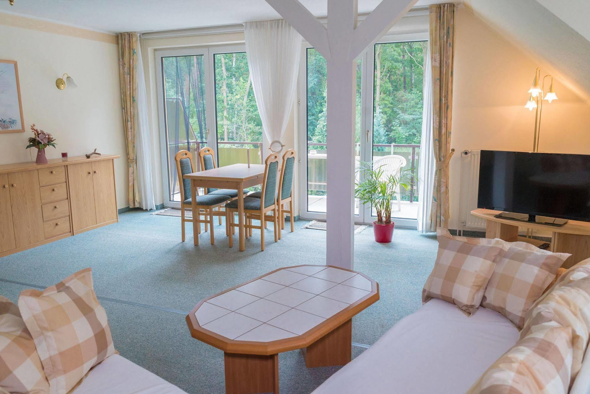 Ferienhus Baabe Fewo 01 Terrasse, Sauna- Und Schwimmbadnutzung Im Ahoi Sellin エクステリア 写真